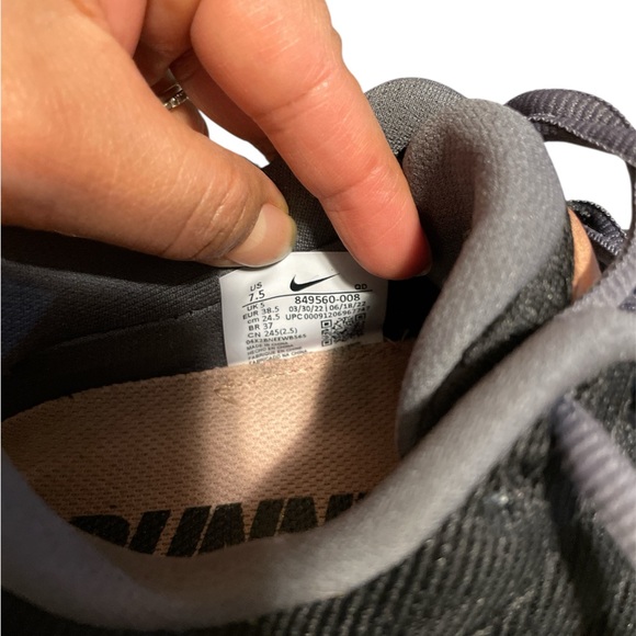 Nike Black and Bronze Air Max Shoes - Picture 7 of 7